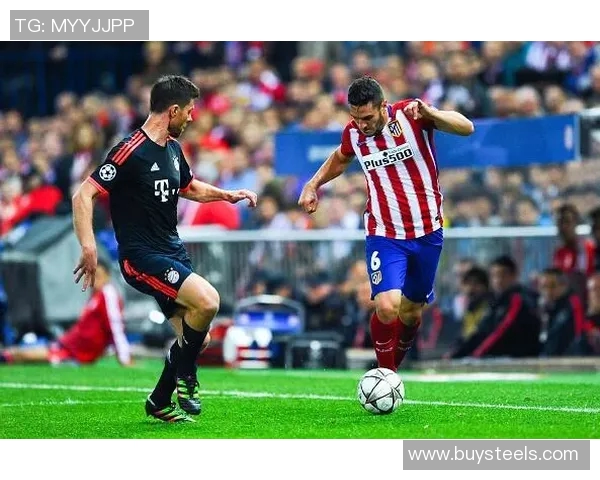 拜仁慕尼黑与马德里竞技首回合激战回顾与精彩瞬间分析